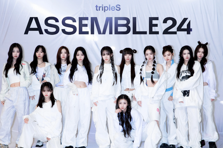 tripleS OFFICIAL LIGHT STICK应援(tripleS应援程序) tripleS OFFICIAL LIGHT STICK应援(tripleS应援程序)